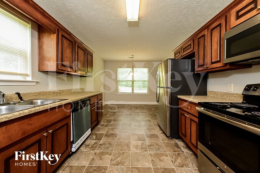 Building Photo - 108 Buddy Blvd