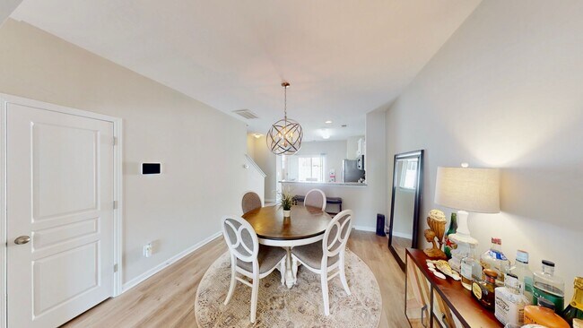 Building Photo - 13445 Calloway Glen Dr