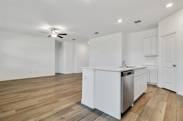 Building Photo - 3213 Layla Creek Dr