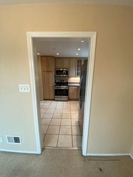 Second kitchen entrance - 258 Canterbury Ave