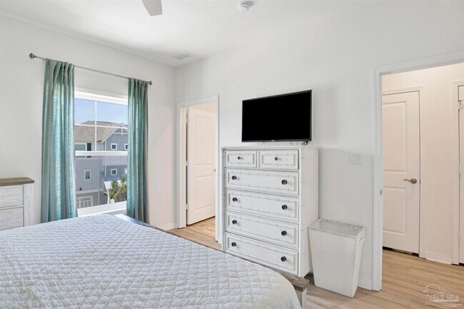 Building Photo - 14558 Salt Meadow Dr