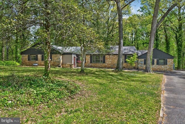 Building Photo - 5109 Blue Ridge Ave