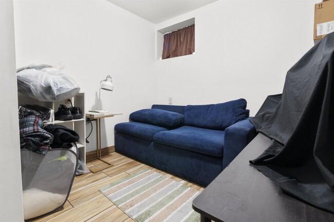 Building Photo - 180 MCADOO Ave