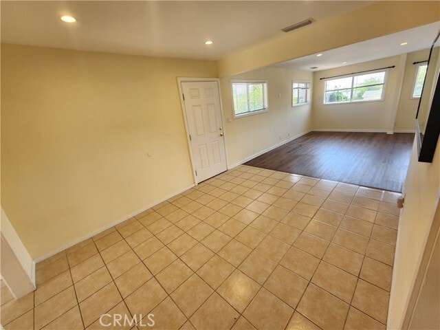 Building Photo - 11010 Oro Vista Ave