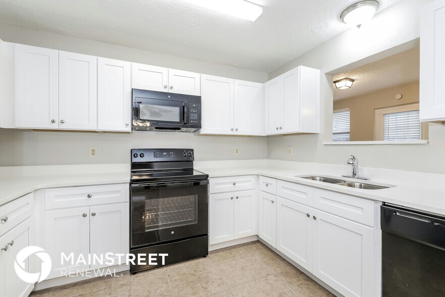 Building Photo - 240 Grifford Dr