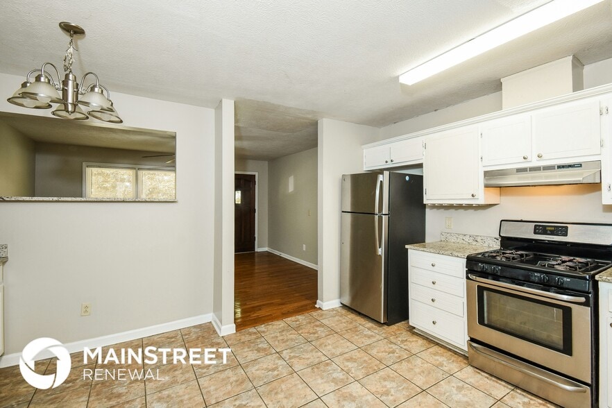 Building Photo - 4631 Candlewyck Way