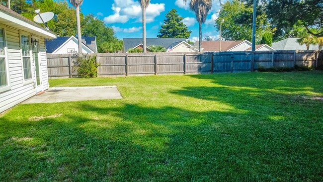 Building Photo - 1356 Sterling Point Dr