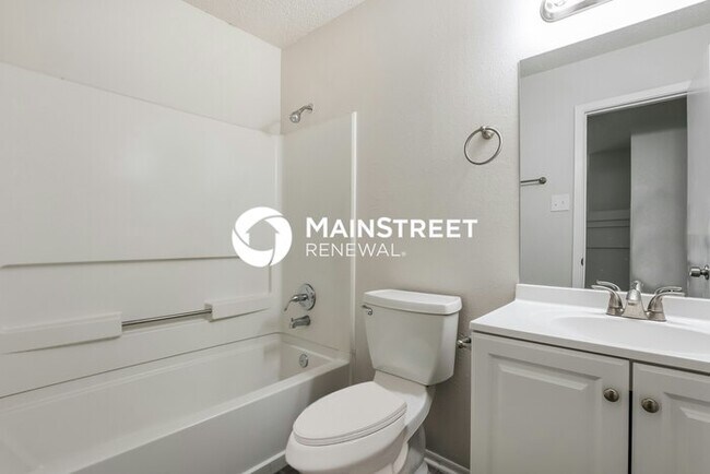 Building Photo - 3 Bedroom Pet-Friendly Home in CONVERSE, TX with Main Street Renewal