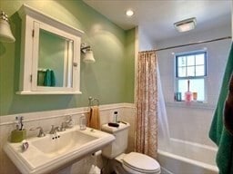 Building Photo - 22 Westbourne Rd