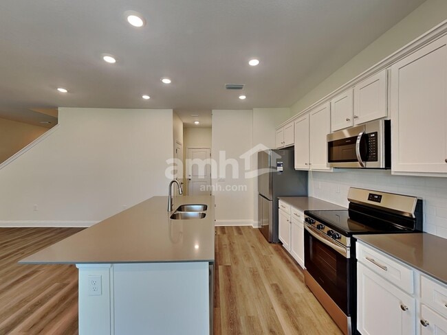 Building Photo - 1068 Grafton Ridge Dr