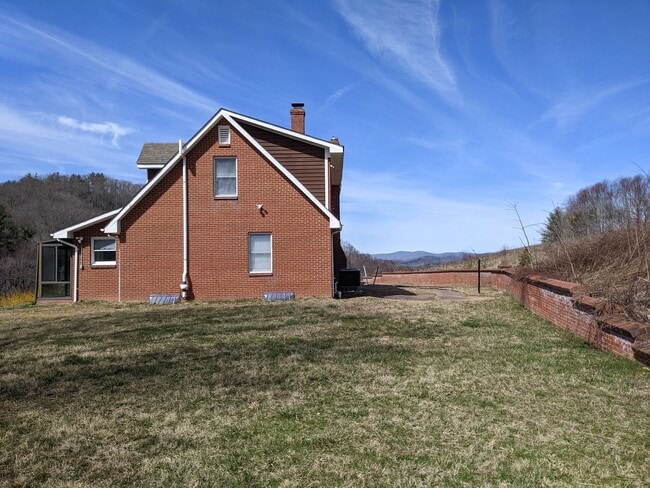 Building Photo - 5990 Idlewild Rd