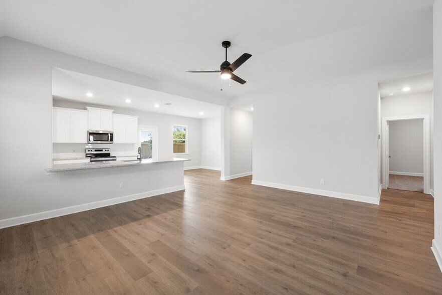 Building Photo - 1016 Cedar St