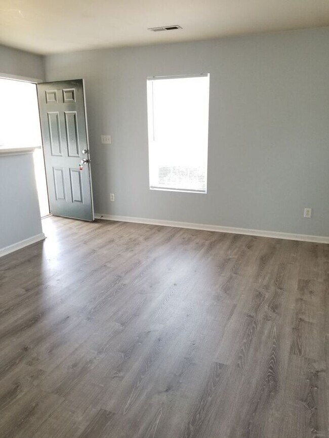 Apartment for Rent in Benson, NC 35 Coats Cir Benson NC 27504