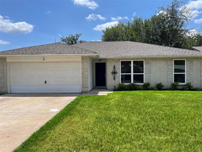 Building Photo - 18635 Andalusian Dr