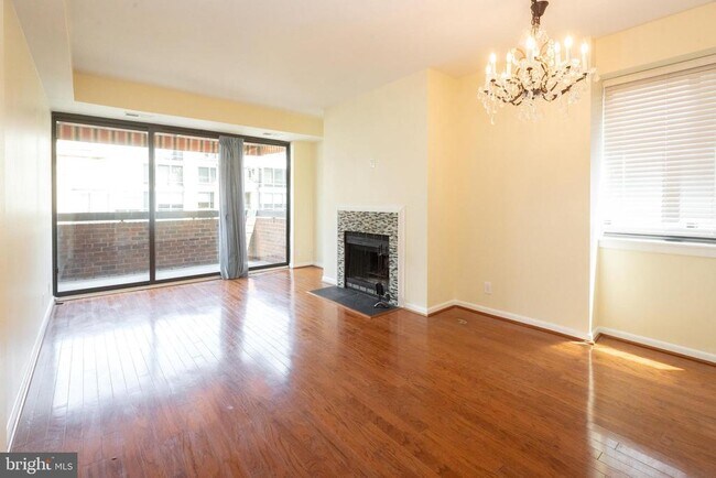 Building Photo - 1140 23rd St NW