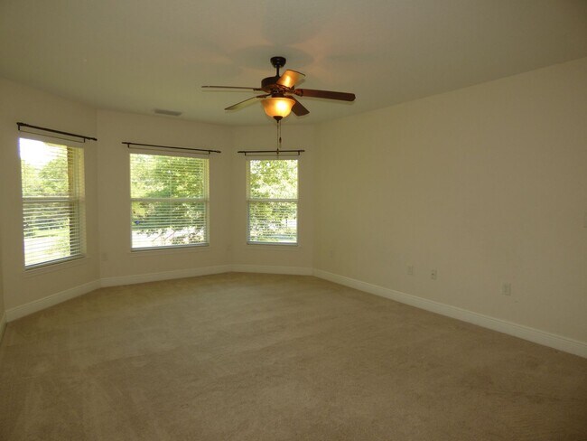 Building Photo - Custom-Built 3-Bedroom Home