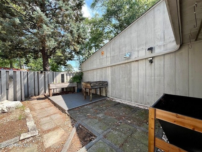 Building Photo - 125 Mallard Cove