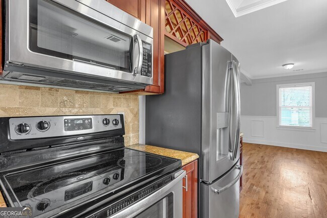 Building Photo - 1670 Cecilia Dr SE