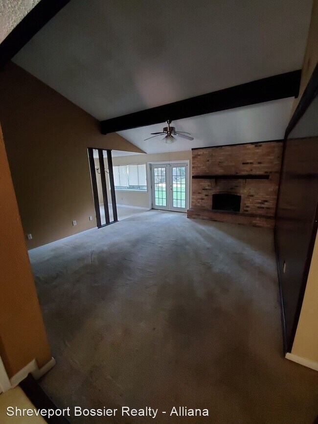 Building Photo - 3 br, 2 bath House - 853 Elmdale Street