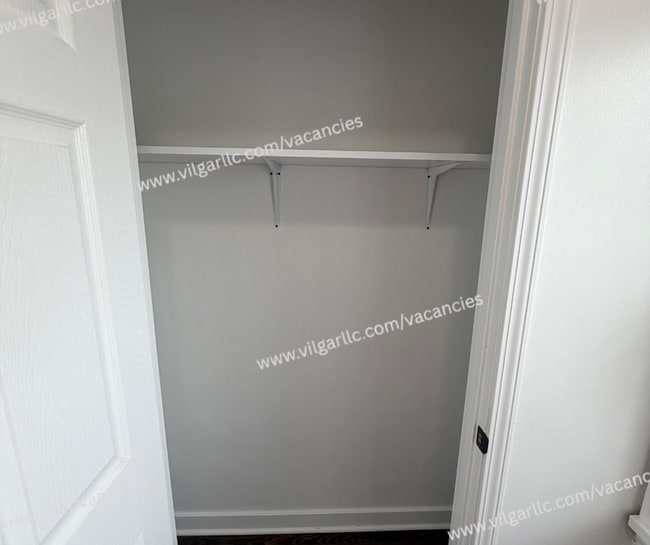 Building Photo - 1323 121st St