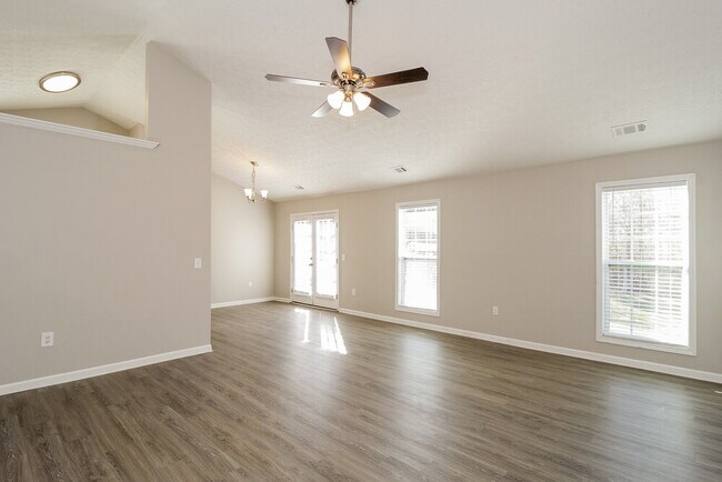 Building Photo - 309 Johnny Ln