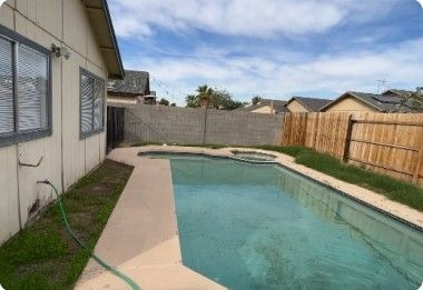 Building Photo - 6842 W State Ave