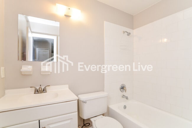 Building Photo - 3206 Dragoon Pl