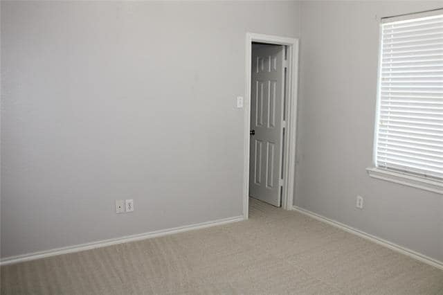 Building Photo - 1261 Redman Ave