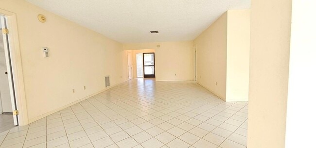 Building Photo - 6266 Blue Baneberry Ln