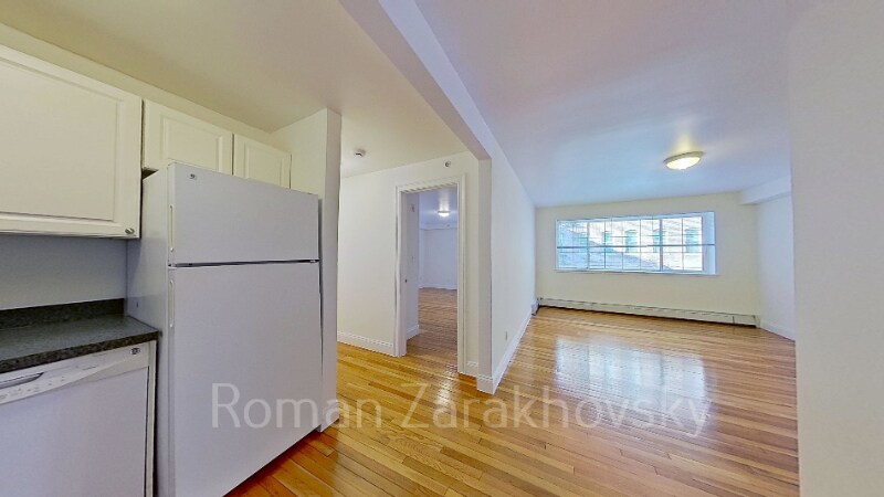 Building Photo - 8 Griggs St