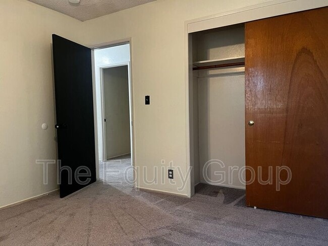 Building Photo - 1065 Lassen Dr