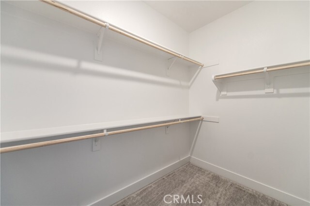 Building Photo - 548 Mulligan