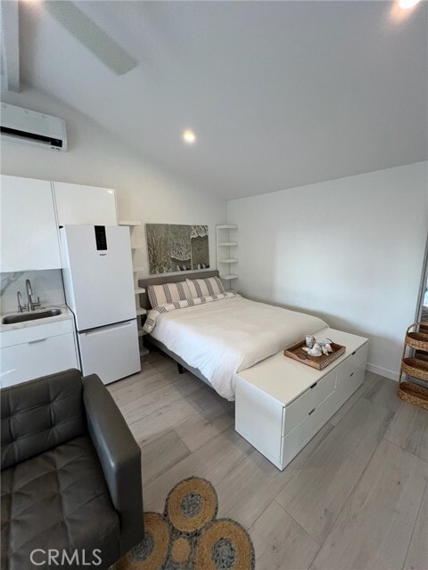 Building Photo - 388 Hawthorne Rd