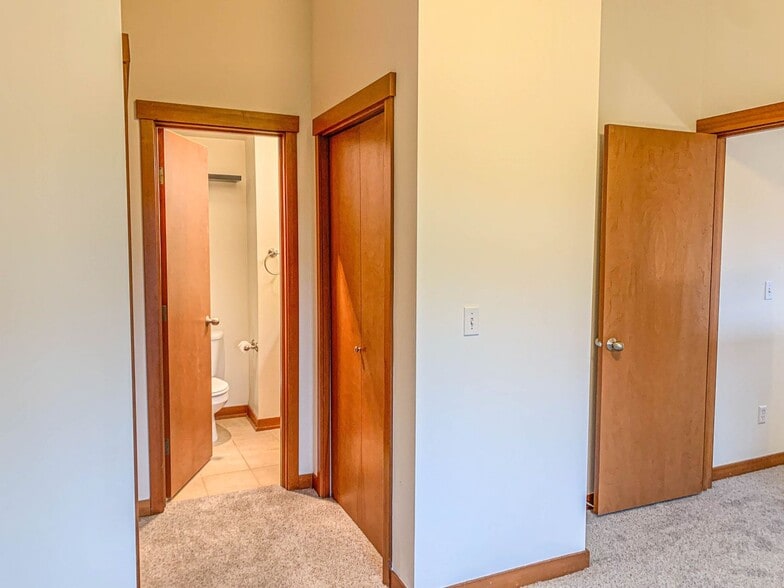 Building Photo - 2633 NW 58th St