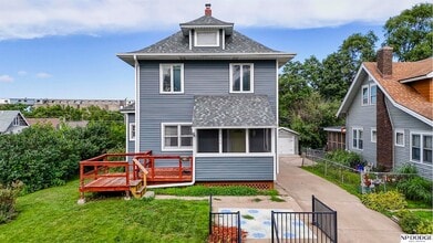 Building Photo - 3224 S 32nd Ave