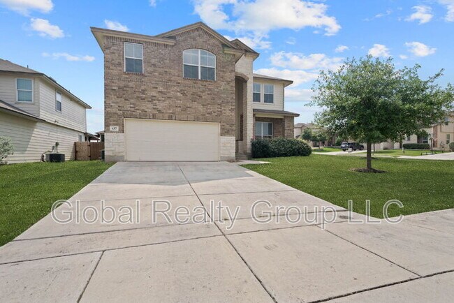 Building Photo - 437 Kings Way