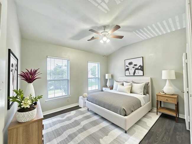 Building Photo - 309 Woodland Hills Dr