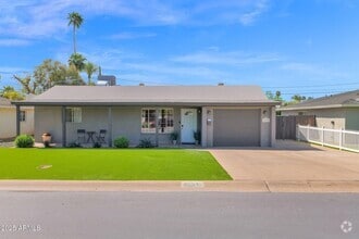Building Photo - 4137 E Sells Dr