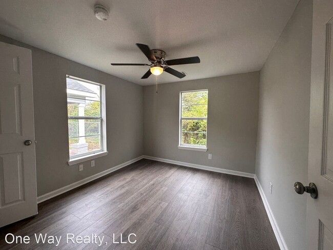 Building Photo - 2 br, 1 bath House - 714 Franklin St  B