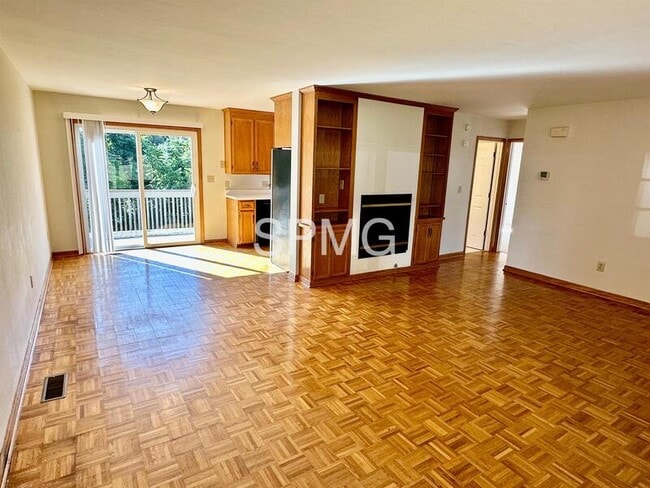 Building Photo - 1552 Terrace Rd SW