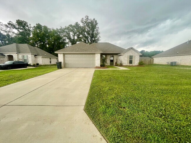 Building Photo - Beautiful 3 Bed/2 Bath for Rent in Germant...