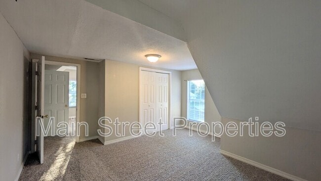 Building Photo - 3500 W Cervantes St