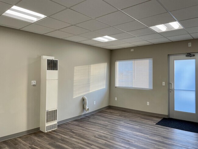 Building Photo - 6067 Linfield Ave SE