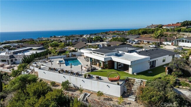 Building Photo - 32492 Azores Rd