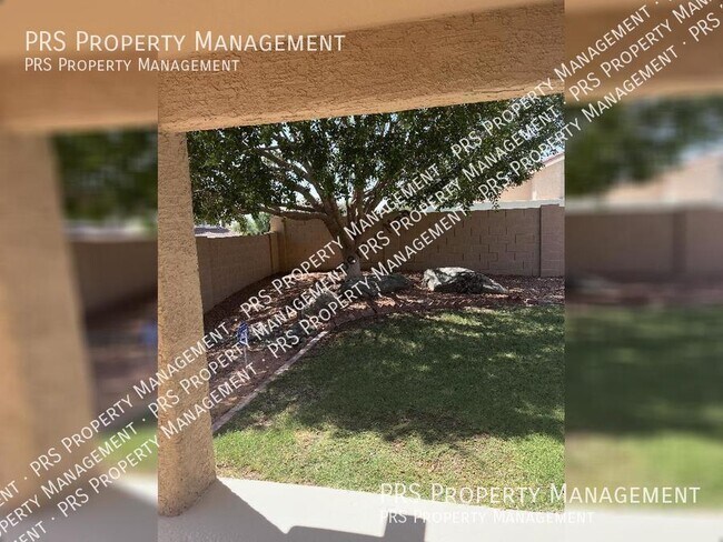 Building Photo - 1041 E Silverwood Dr