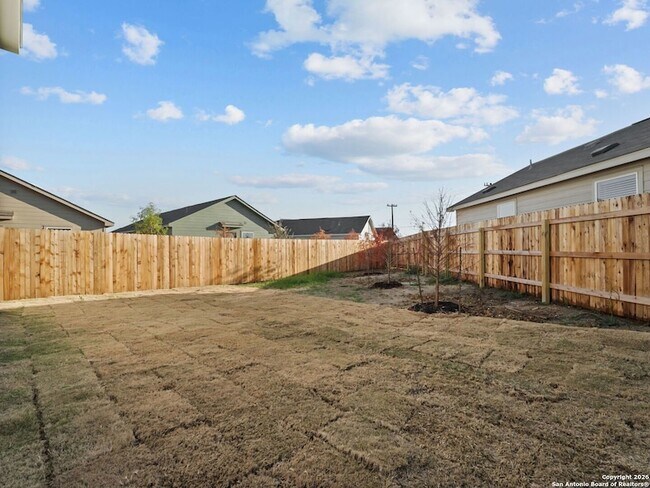 Building Photo - 910 Stricker Path