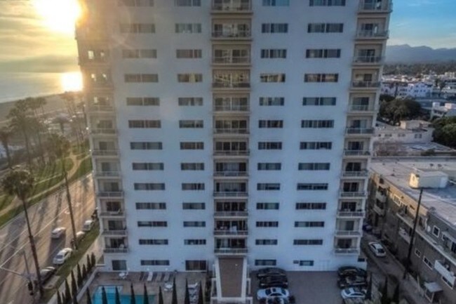 Building - 101 California Ave