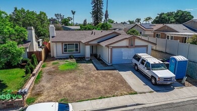 Building Photo - Fully Upgraded Mira Mesa Home w/solar pane...