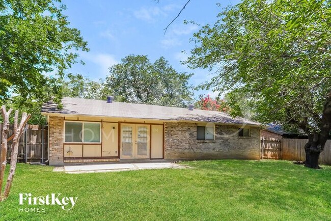 Building Photo - 1506 Winderemere Dr