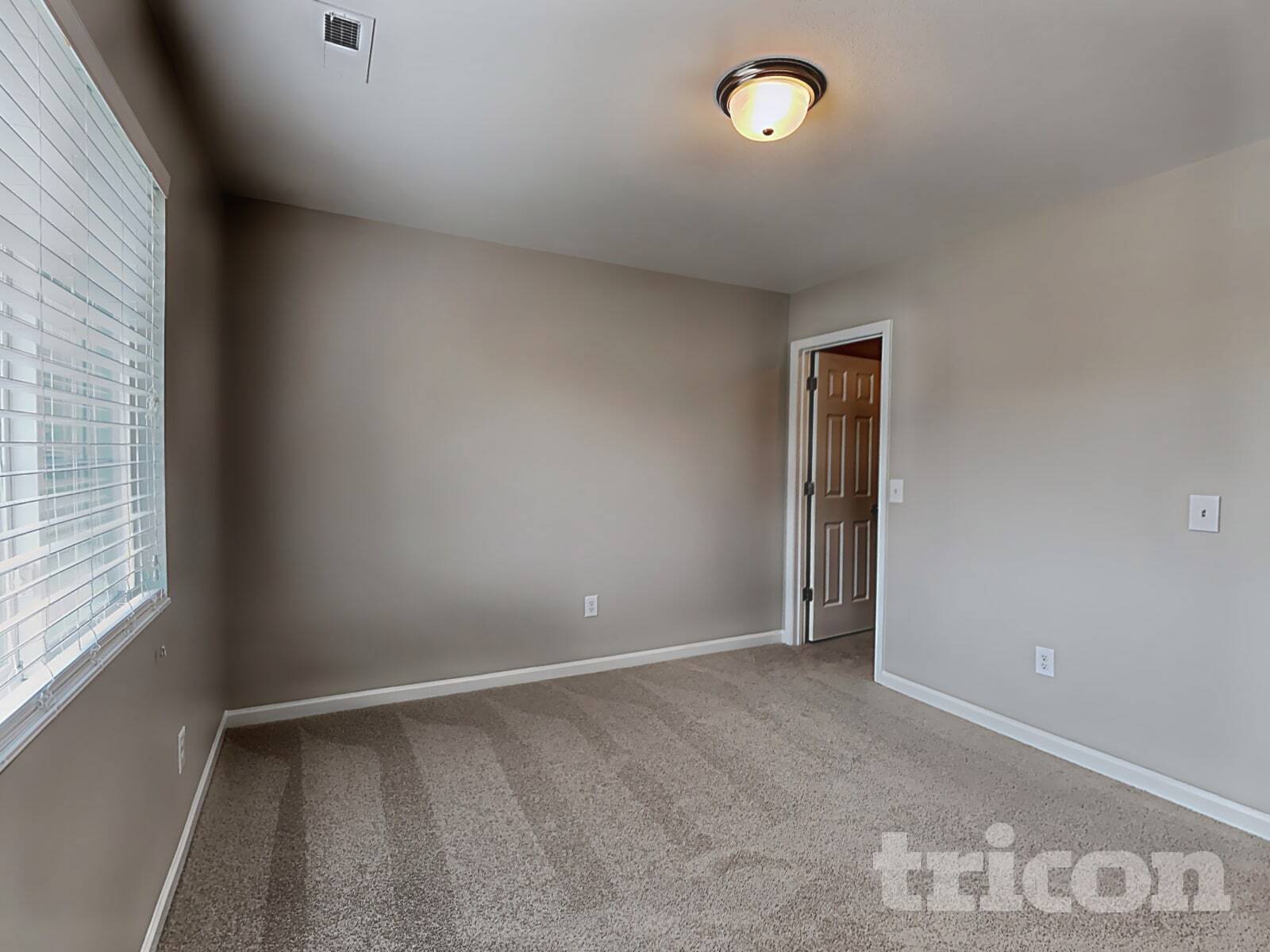 Building Photo - 4065 Banbridge Dr